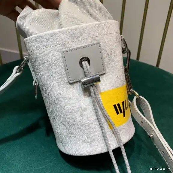 Aaa replica bags BAG LOUIS NANO CHALK VUITTON 0616